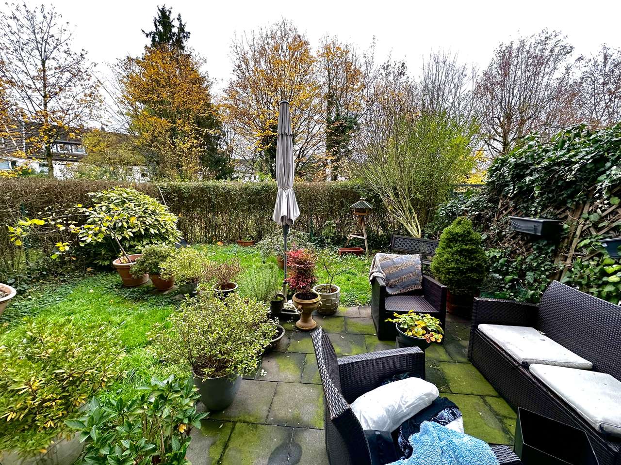 RESERVIERT 2 Zimmer, Küche Bad im EG mit Garten, TG-Stellplatz - vermietet -  RESERVIERT 2 Zimmer, Küche Bad im EG mit Garten, TG-Stellplatz - vermietet -