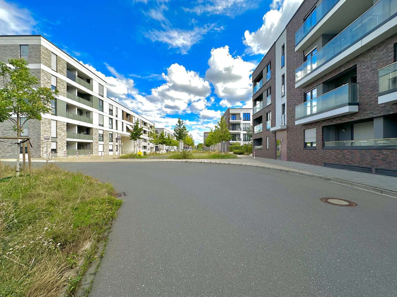 Neubau barrierefreie Gartenwohnung 2018 (Optional TG mit Wallbox) +Küche + 2 Bäder  Neubau barrierefreie Gartenwohnung 2018 (Optional TG mit Wallbox) +Küche + 2 Bäder