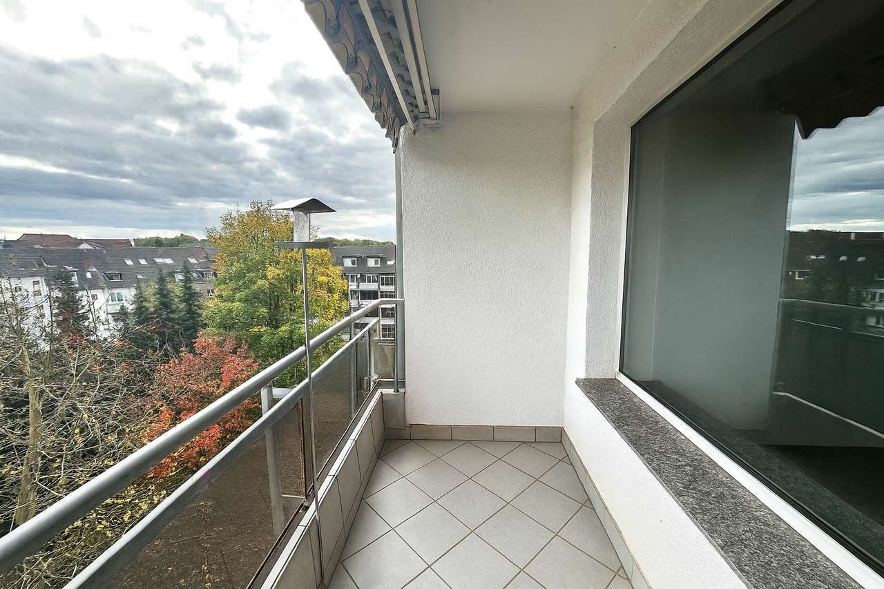 3-Zimmerwohnung mit Balkon, Aufzug, Stellplatz 3-Zimmerwohnung mit Balkon, Aufzug, Stellplatz