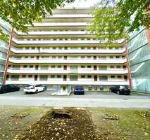 2-Zimmerwohnung mit Balkon, Aufzug, Stellplatz 758,50 € Kaltmiete 2-Zimmerwohnung mit Balkon, Aufzug, Stellplatz 758,50 € Kaltmiete